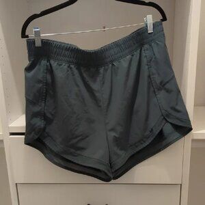 GAIAM Forest Green Mesh Shorts New Without Tags XL